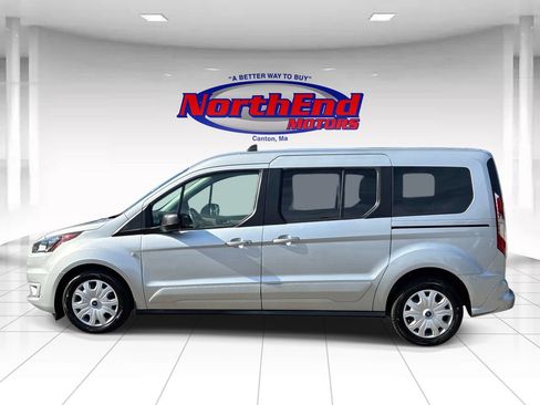 Used 2022 Ford Transit Connect XLT FWD image 4