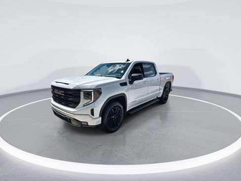 Used 2024 GMC Sierra 1500 Elevation AWD/4WD image 4