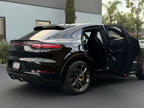 Used 2023 Porsche Cayenne Turbo S image 53