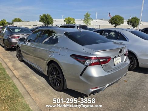 Used 2024 Toyota Camry XSE FWD image 5
