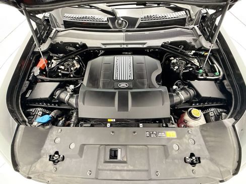 Certified 2024 Land Rover Defender 90 V8 AWD/4WD image 26