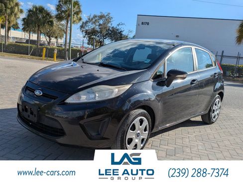 Used 2013 Ford Fiesta SE image 7