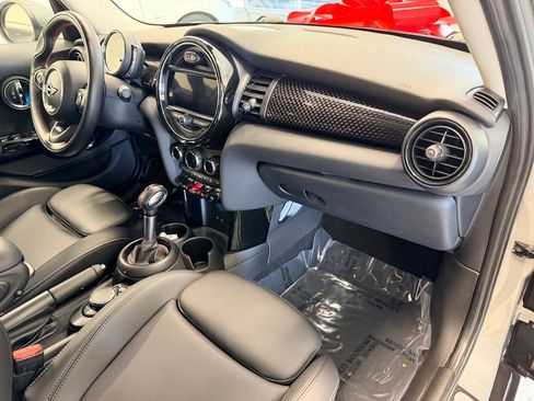 Used 2019 MINI Cooper S FWD image 25