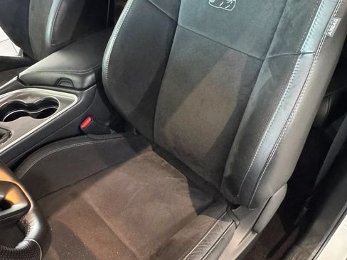 Used 2022 Dodge Challenger R/T Scat Pack RWD image 12