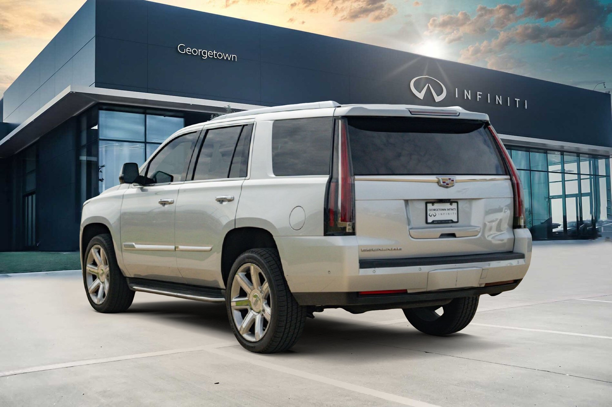 Used 2020 Cadillac Escalade Luxury RWD image 6