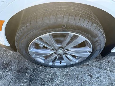 New 2026 Cadillac XT5 Premium Luxury w/ LPO, Floor Liner Package image 8