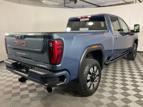 Used 2025 GMC Sierra 2500 Denali w/ Max Trailering Package AWD/4WD image 17