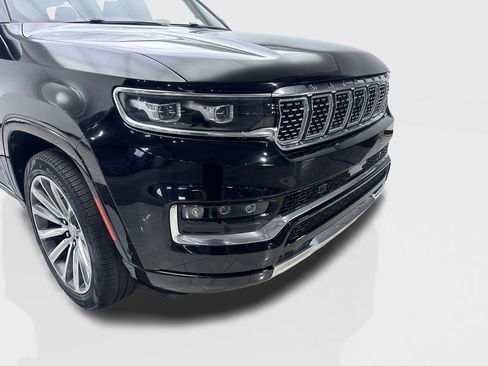 Used 2023 Jeep Grand Wagoneer Series II AWD/4WD image 17