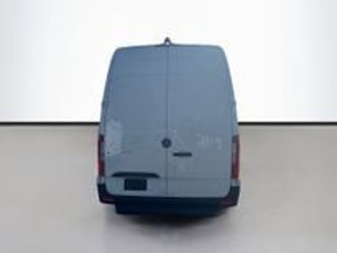 New 2025 Mercedes-Benz eSprinter 170 Cargo image 7