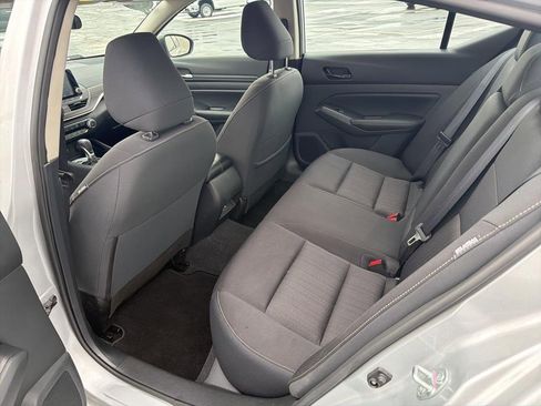 Used 2024 Nissan Altima 2.5 SV image 22