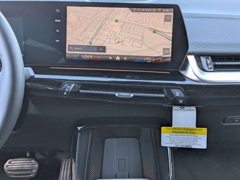 Used 2025 BMW X2 xDrive28i image 11