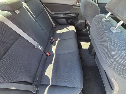 Used 2014 Subaru Impreza 2.0i Premium w/ Popular Package #2 AWD/4WD image 17