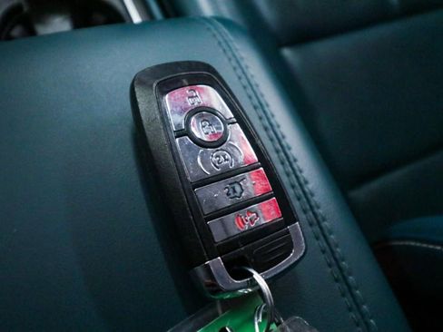 Used 2020 Lincoln Corsair Reserve w/ Equipment Group 201A image 25