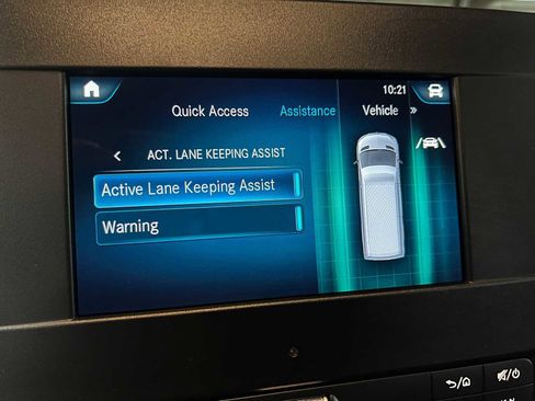 Used 2024 Mercedes-Benz Sprinter 2500 image 34