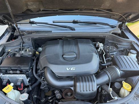 Used 2015 Jeep Grand Cherokee Overland AWD/4WD image 38