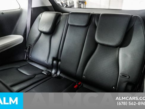 Used 2022 Kia Carnival SX Prestige image 20