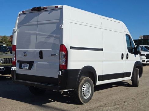 New 2026 RAM ProMaster 1500 w/ Cold Weather Group image 12