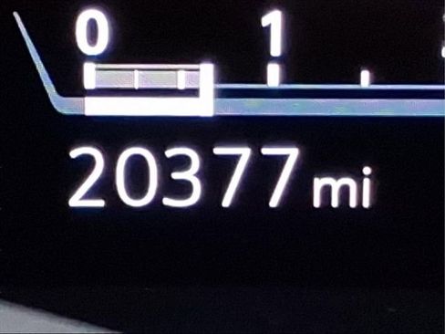 Used 2024 Cadillac Escalade ESV Premium Luxury w/ Performance Package image 34