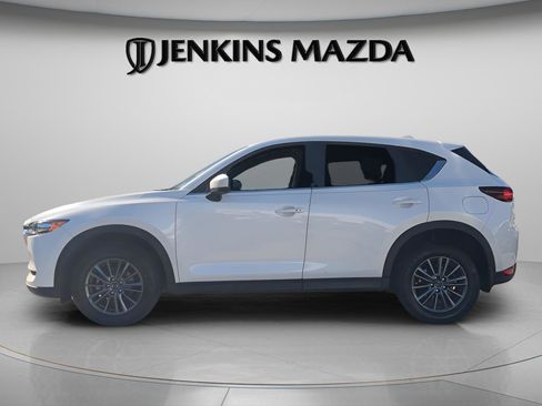 Used 2021 MAZDA CX-5 Touring image 2