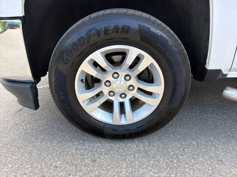 Used 2018 Chevrolet Silverado 1500 LT w/ All Star Edition AWD/4WD image 30