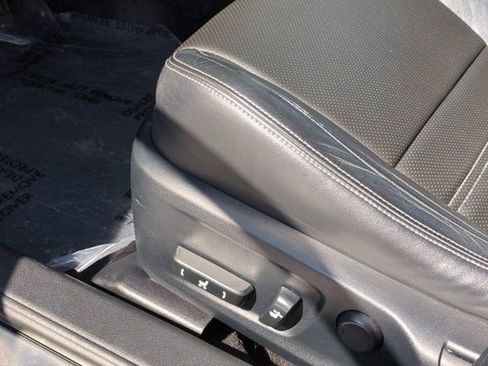 Used 2014 Lexus IS 350 w/ Luxury Package w/Gray Wood image 12