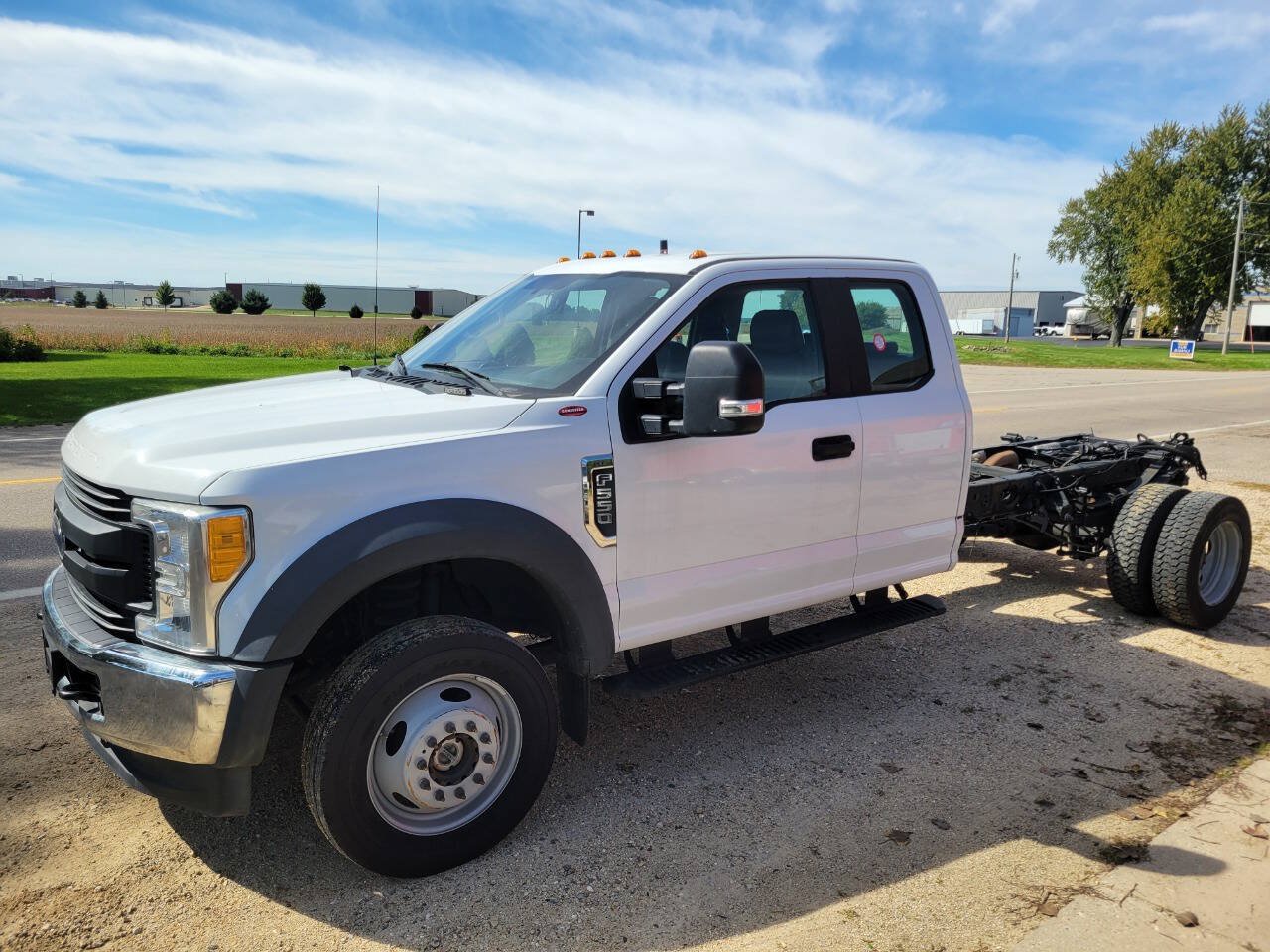 Used 2017 Ford F550 4x4 SuperCab Super Duty image 15