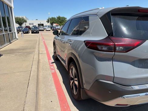 Used 2023 Nissan Rogue Platinum w/ Platinum Premium Package FWD image 7