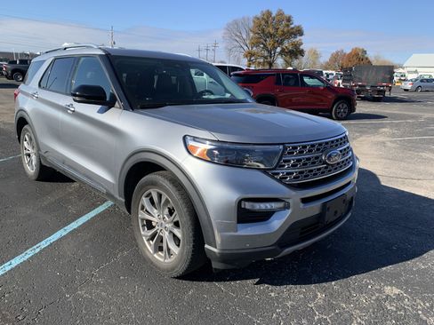 Used 2021 Ford Explorer Limited w/ Equipment Group 301A image 10