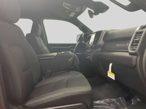 Used 2025 RAM 1500 Big Horn AWD/4WD image 17