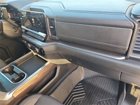 Used 2024 Chevrolet Silverado 2500 LT w/ Texas Edition image 27