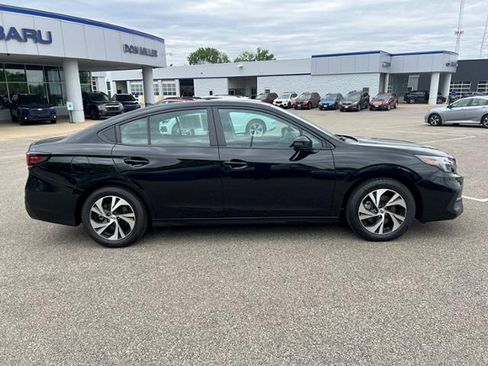 Certified 2025 Subaru Legacy Premium w/ Popular Package #1A AWD/4WD image 8