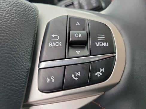 Certified 2025 Ford Explorer Active RWD image 27