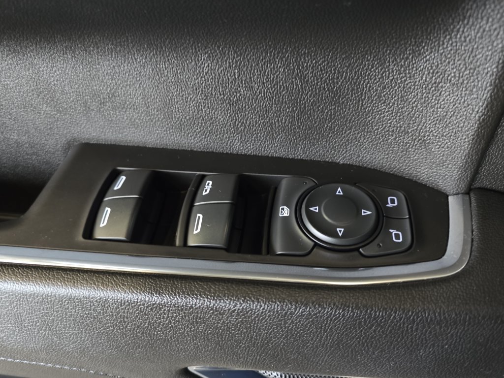 Used 2023 GMC Sierra 1500 Elevation w/ Elevation Premium Package AWD/4WD image 31