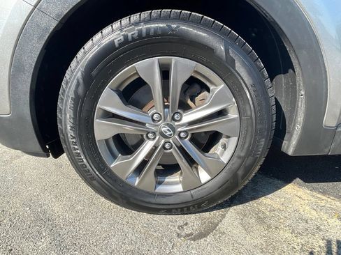 Used 2015 Hyundai Santa Fe Sport FWD image 9