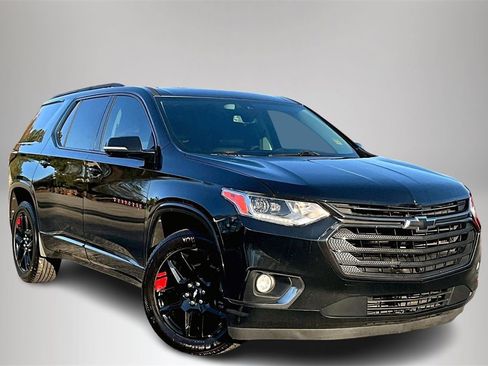 Certified 2019 Chevrolet Traverse Premier w/ Redline Edition image 1
