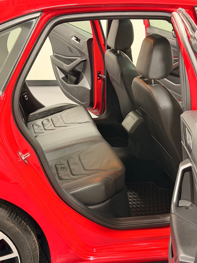 Used 2019 Volkswagen Jetta GLI FWD image 11