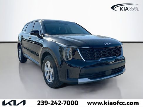 New 2026 Kia Sorento LX image 7