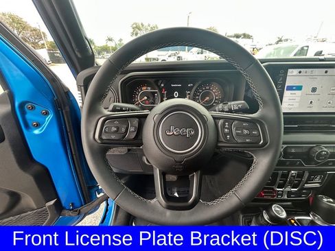 Used 2025 Jeep Wrangler Rubicon image 14