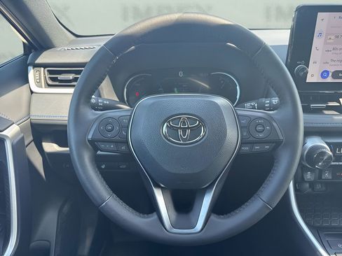 Used 2025 Toyota RAV4 XSE w/ Weather Package AWD/4WD image 14