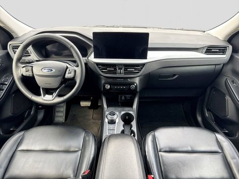 Certified 2025 Ford Escape Platinum image 14