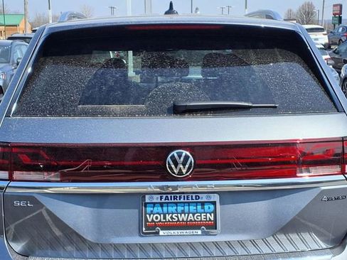 Used 2025 Volkswagen Atlas SEL Premium R-Line AWD/4WD image 25