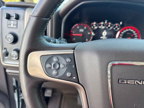 Used 2016 GMC Sierra 2500 Denali w/ Duramax Plus Package AWD/4WD image 27