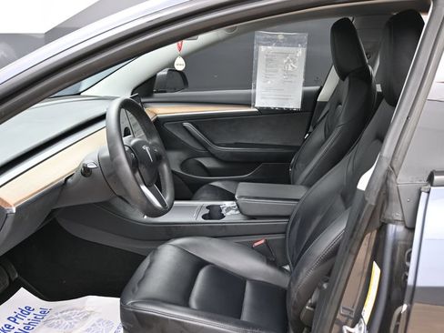 Used 2023 Tesla Model 3 Standard Range RWD image 17