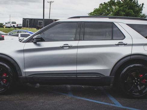 Used 2020 Ford Explorer ST w/ ST Street Pack AWD/4WD image 7