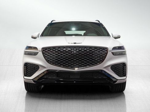 Used 2025 Genesis GV70 3.5T Sport w/ Sport Advanced Package image 2