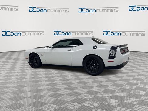 Used 2018 Dodge Challenger R/T Scat Pack w/ Dynamics Package RWD image 6