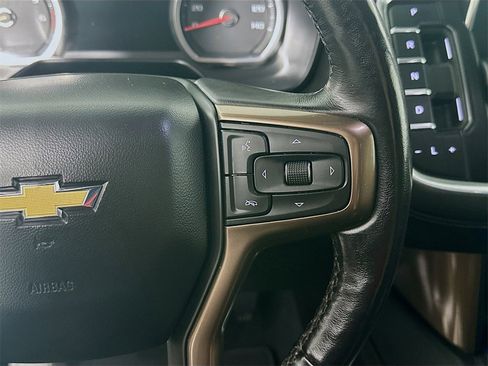 Used 2021 Chevrolet Suburban High Country w/ Premium Package image 27