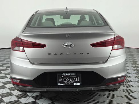 Used 2020 Hyundai Elantra SEL w/ Cargo Package (C1) FWD image 6