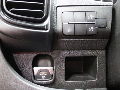 Used 2023 RAM ProMaster 2500 image 18