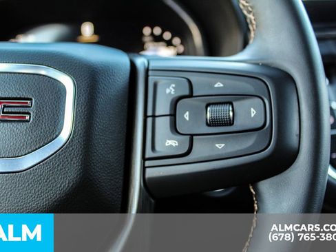 Used 2024 GMC Yukon AT4 image 29